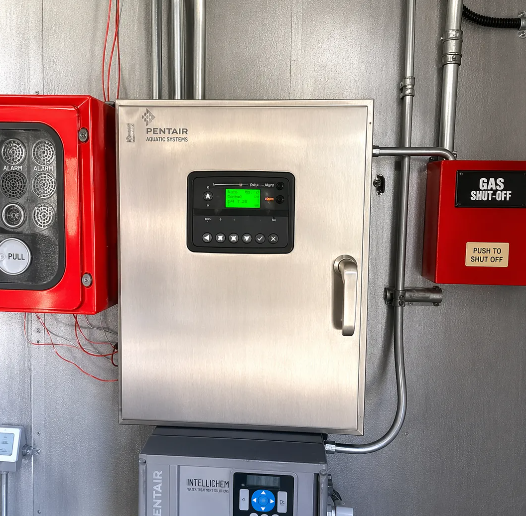 Pentair Aquatic Systems controller installation